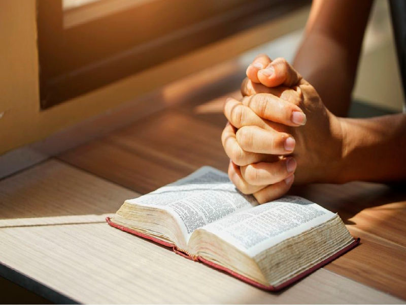 «Quindi, i miei amati fratelli, sii fermo e costante, crescendo nell’opera del Signore sempre, sapendo che il tuo lavoro nel Signore non è vano» (1 Corinzi 15.58).